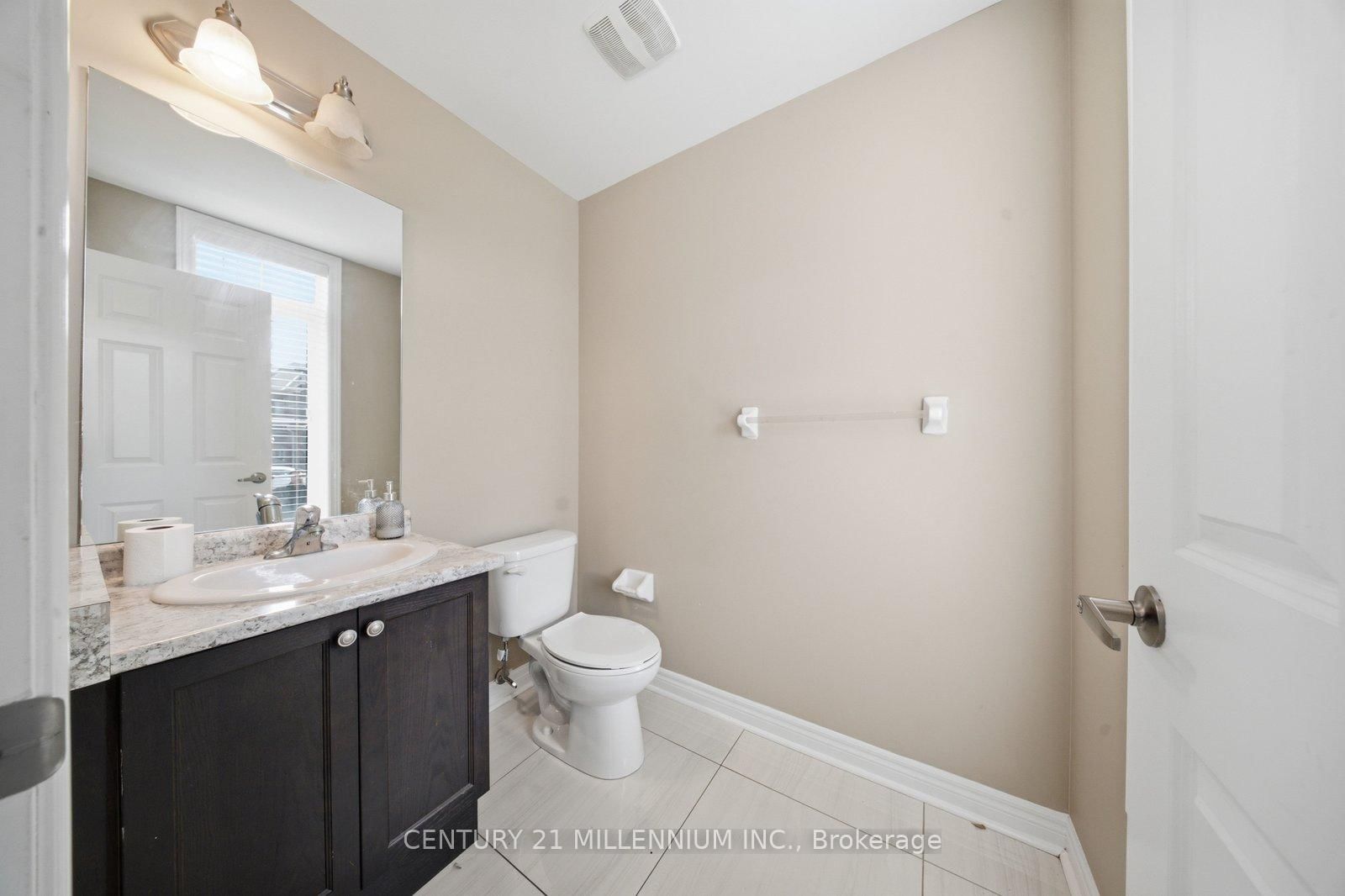 1153 Upper Thames Drive • Woodstock, ON photo 18
