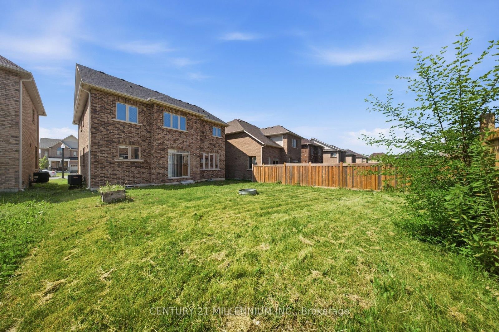 1153 Upper Thames Drive • Woodstock, ON photo 30