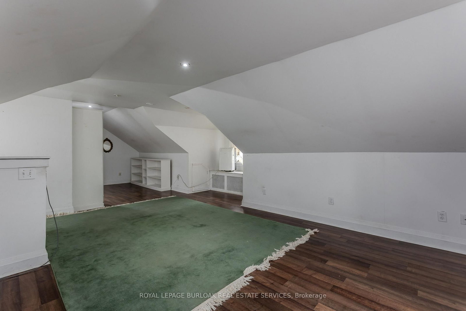 1088 King Street E • Hamilton, ON photo 36
