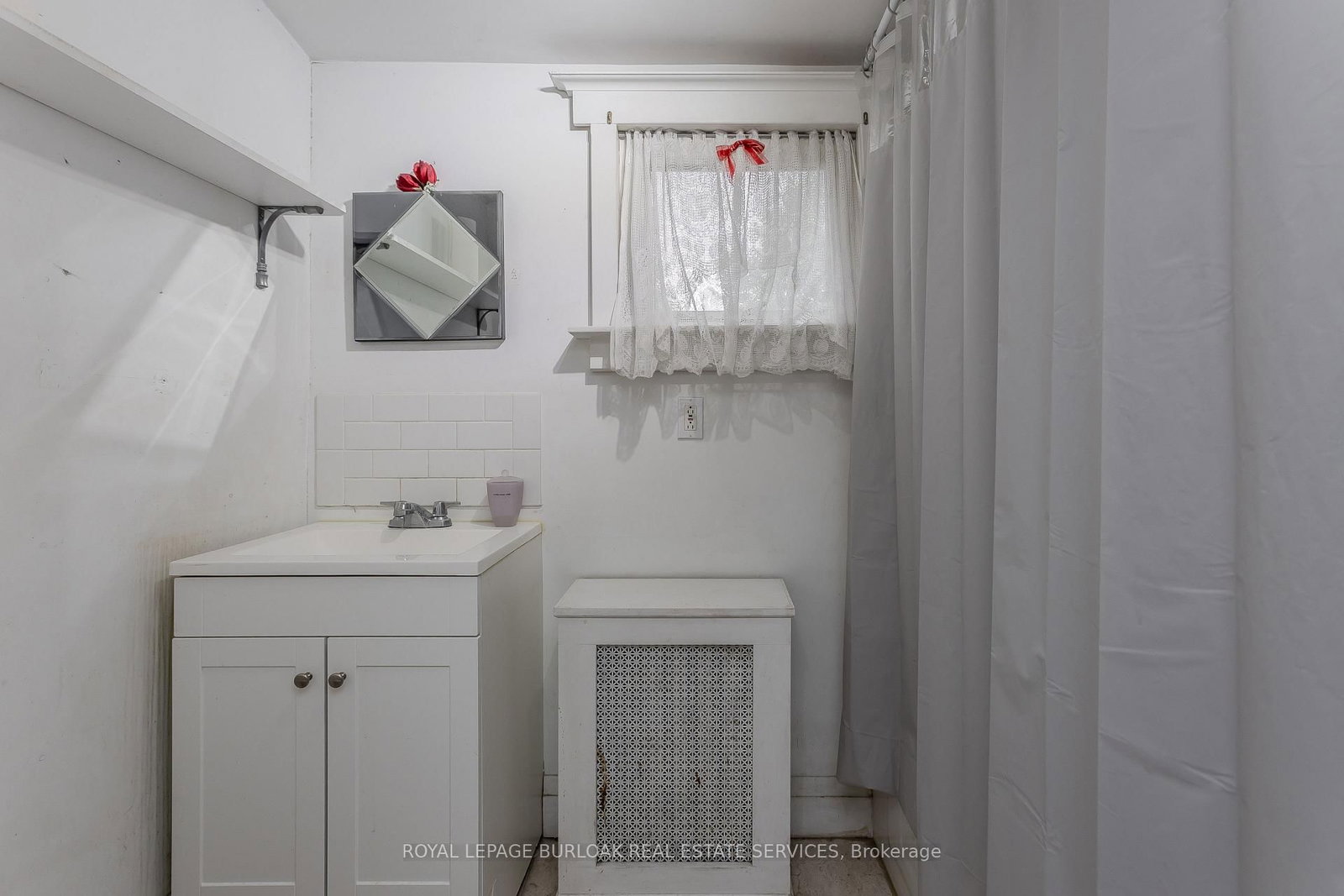 1088 King Street E • Hamilton, ON photo 40