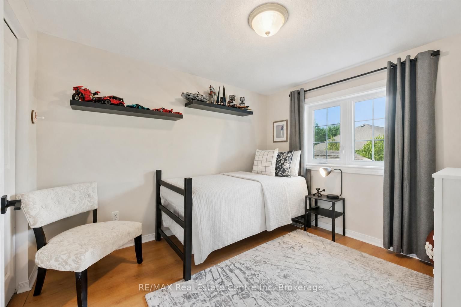 31 SCHRODER Crescent • #21 • Guelph, ON photo 14