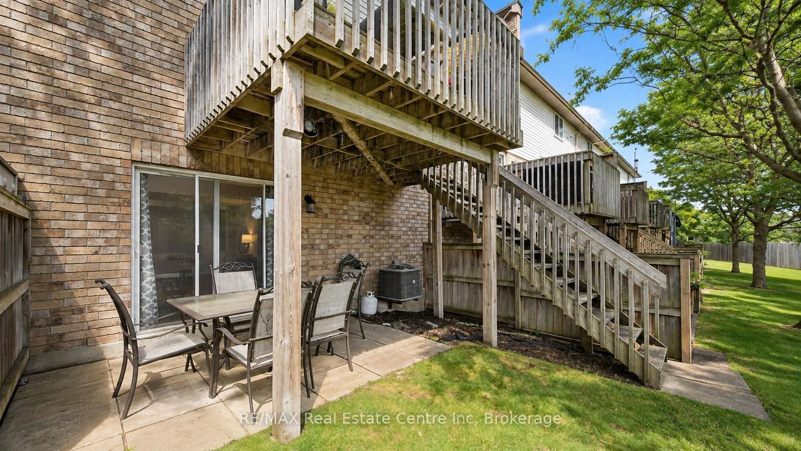 31 SCHRODER Crescent • #21 • Guelph, ON photo 20