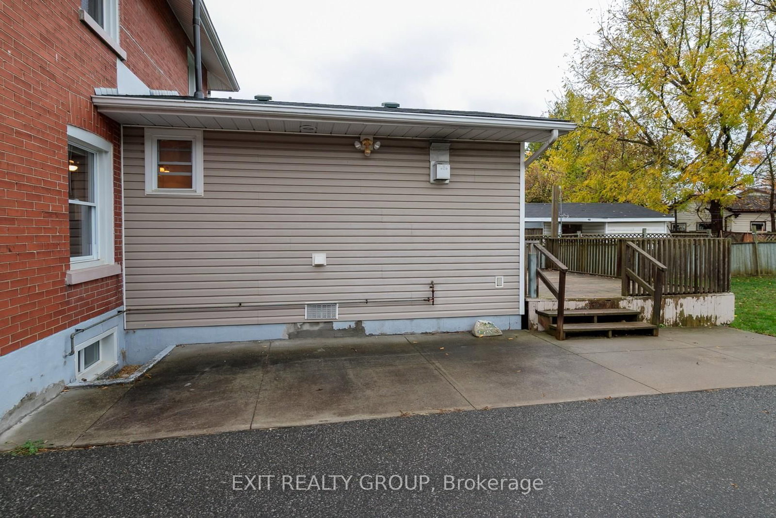 92 Byron Street • Quinte West, ON photo 36
