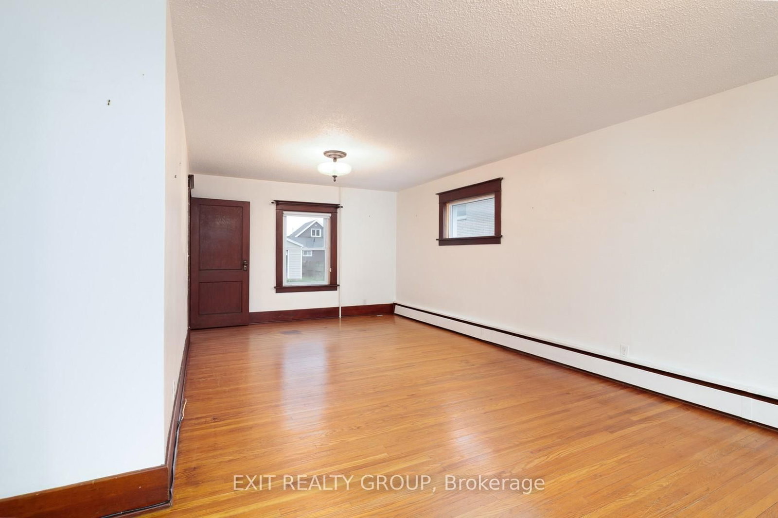 92 Byron Street • Quinte West, ON photo 9