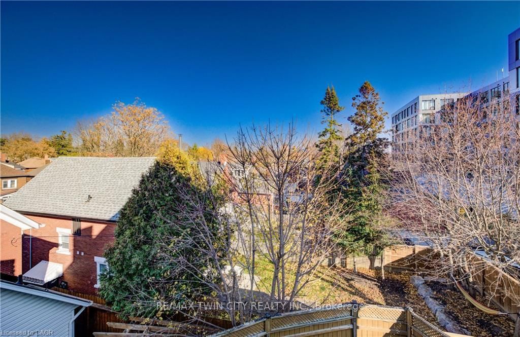 698 King Street W • Kitchener, ON photo 38