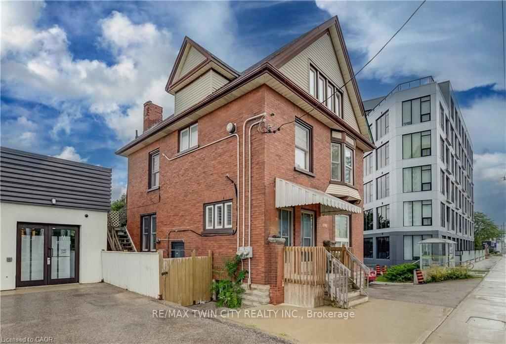 698 King Street W • Kitchener, ON photo 39