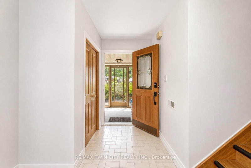 58 Tupper Crescent