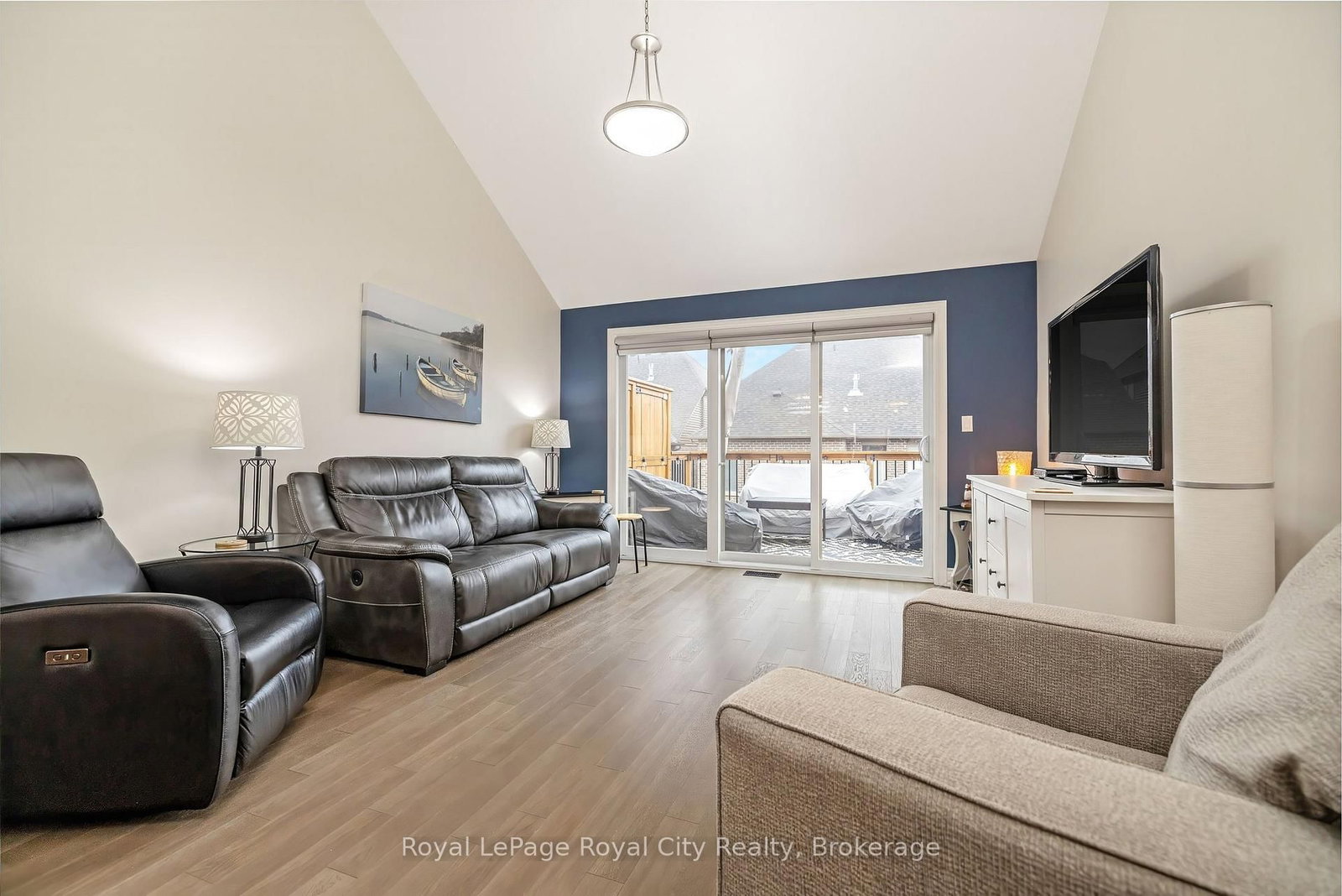 38 Juniper Street • Guelph/Eramosa, ON photo 15