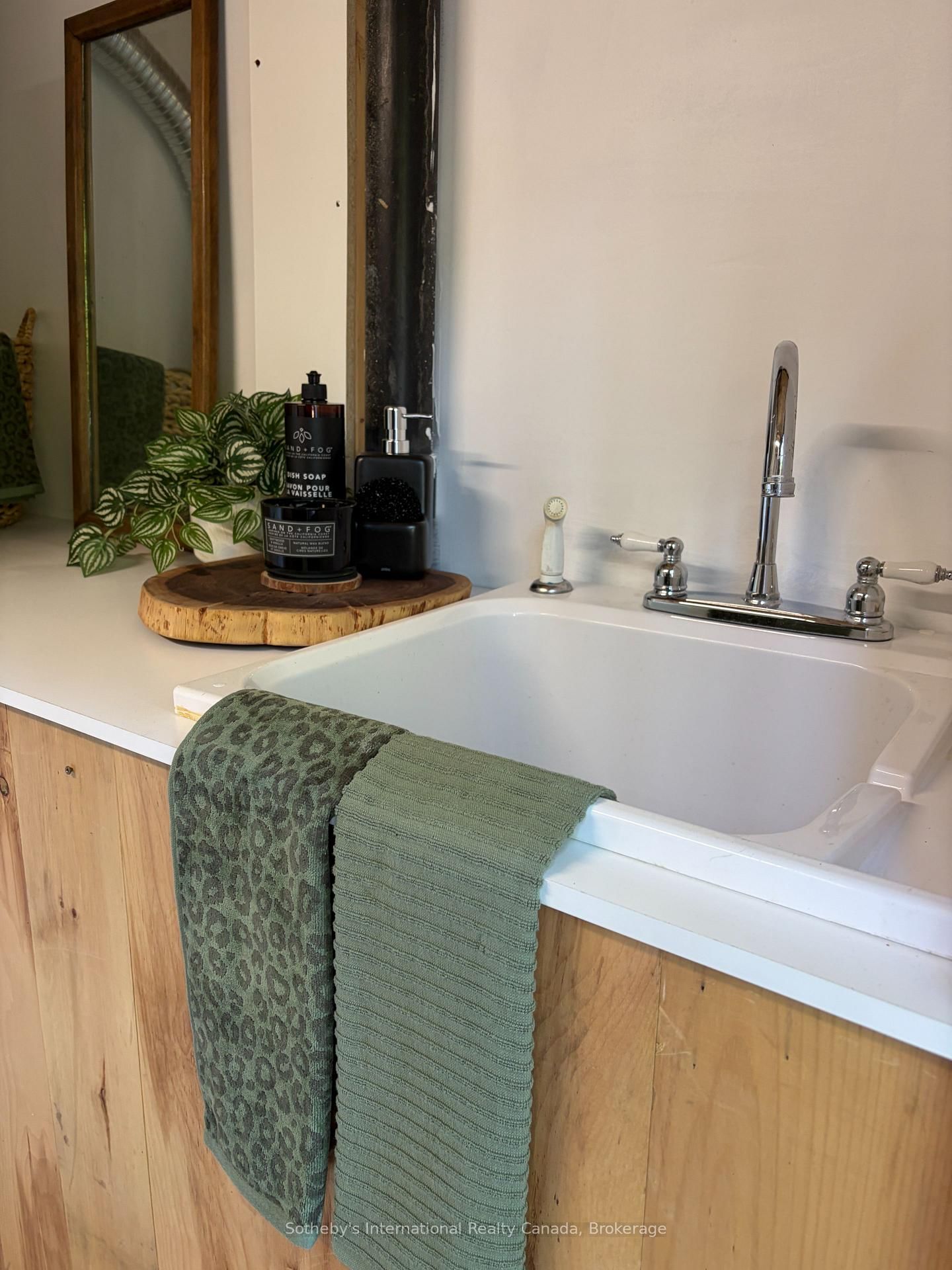1209 NORTH KAHSHE LAKE Road • Gravenhurst, ON photo 20