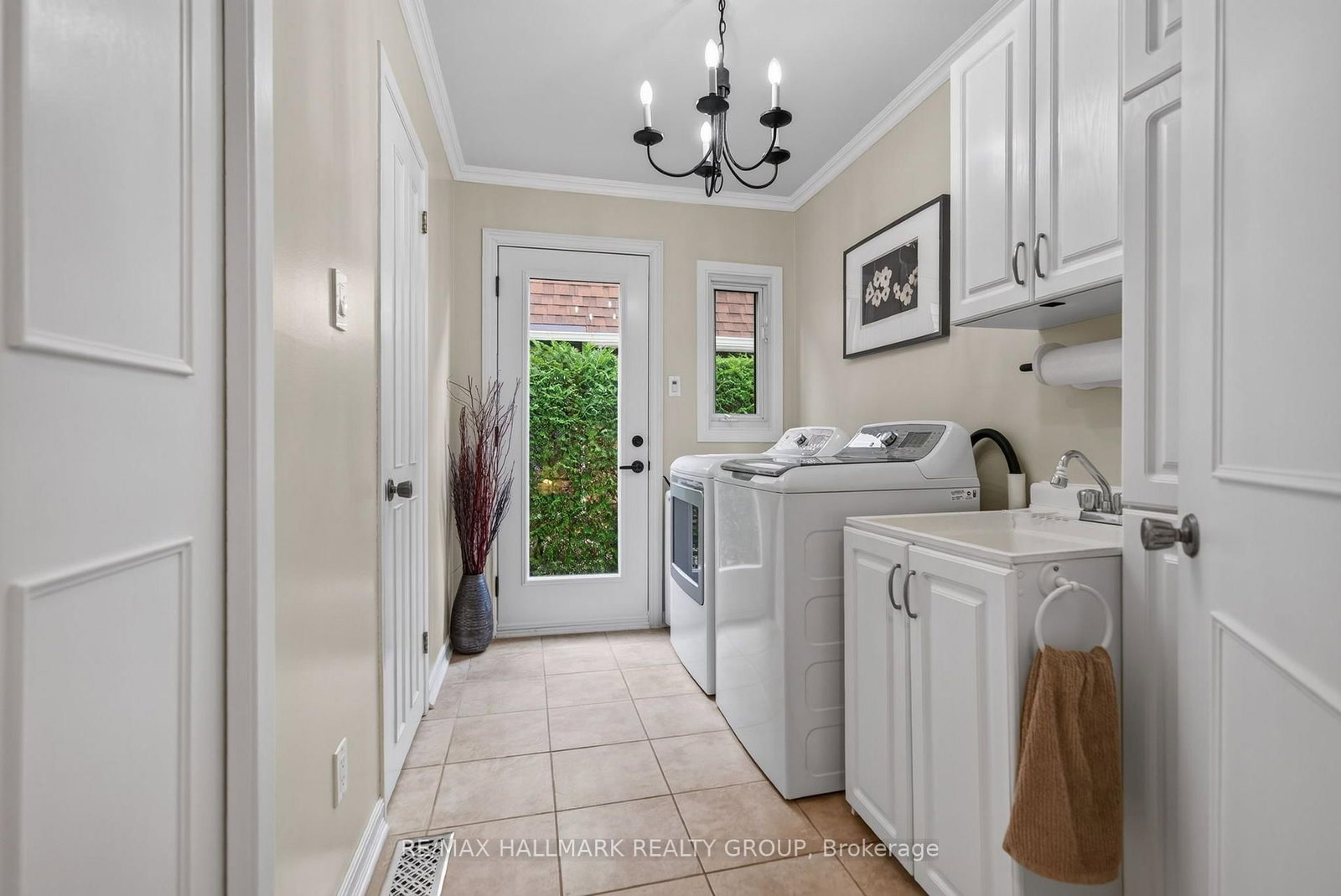 104 Northpark Drive • Ottawa, ON photo 20