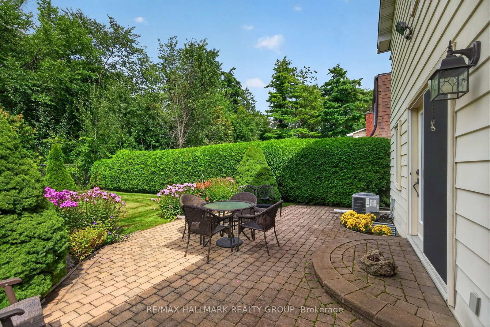 104 Northpark Drive • Ottawa, ON photo 44