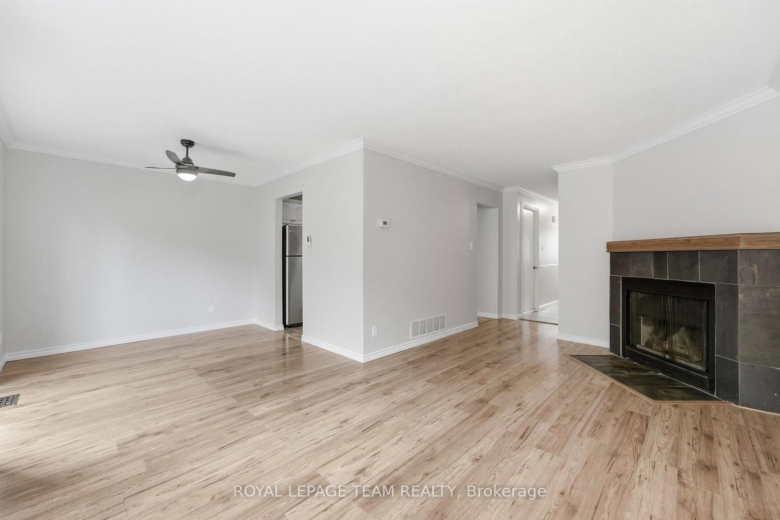 304 Valade Crescent • Orleans, ON photo 10