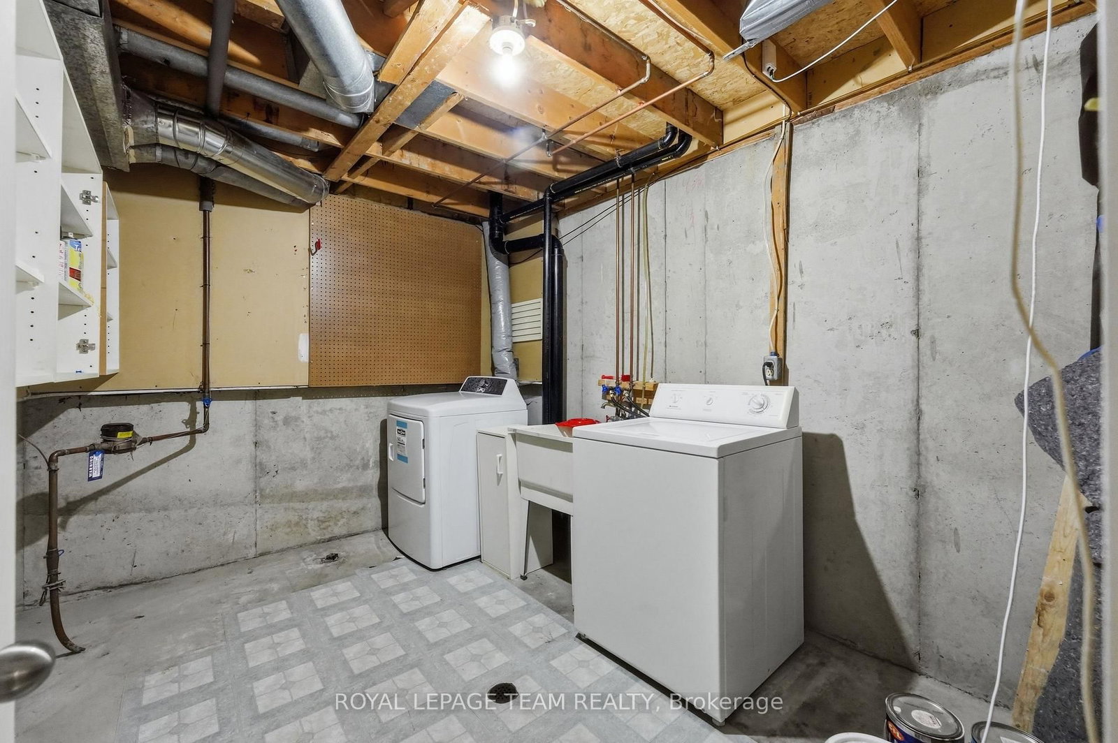 304 Valade Crescent • Orleans, ON photo 36