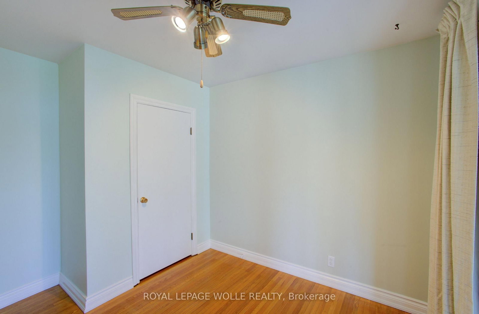 52 Queenston Crescent • Kitchener, ON photo 19