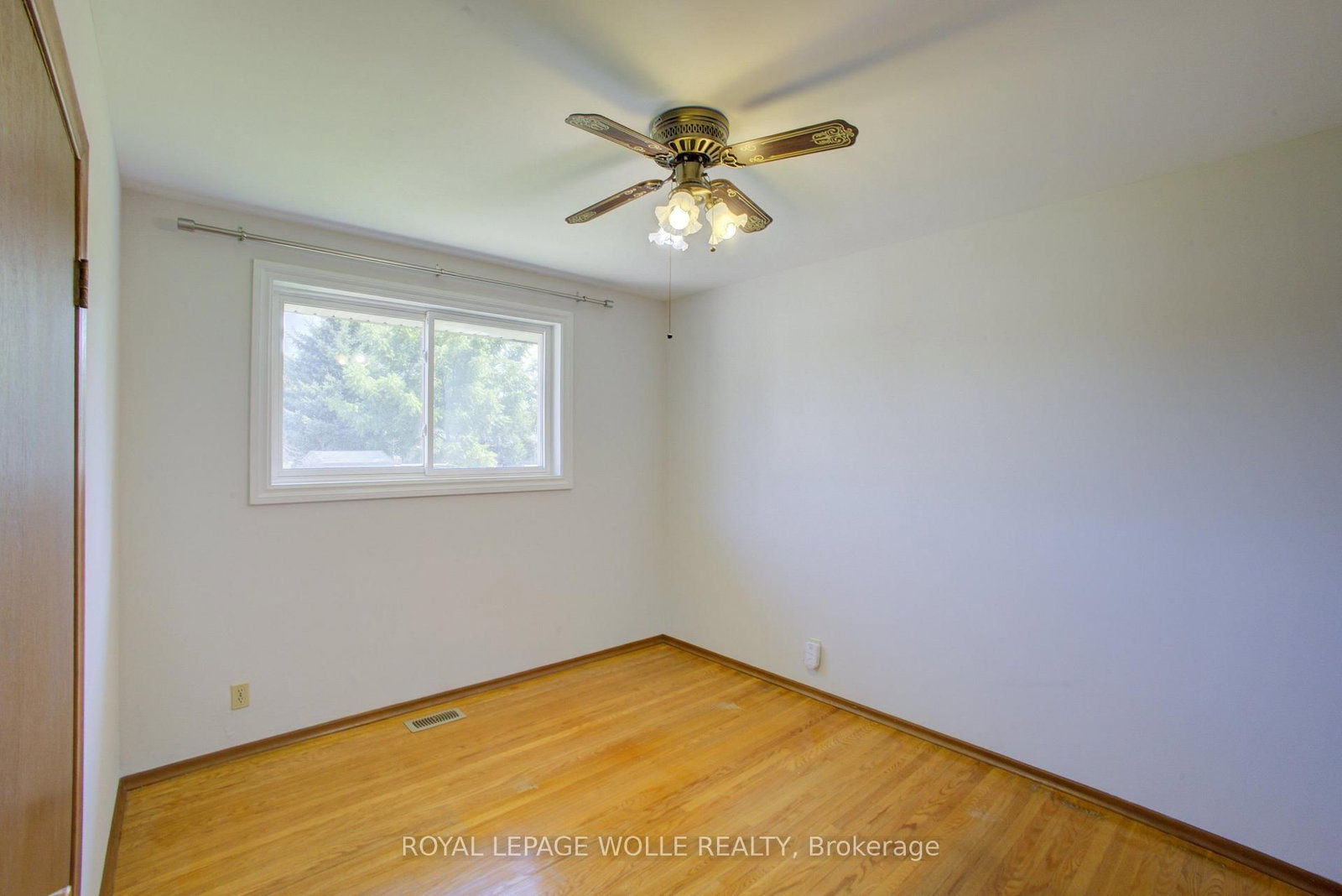 52 Queenston Crescent • Kitchener, ON photo 26