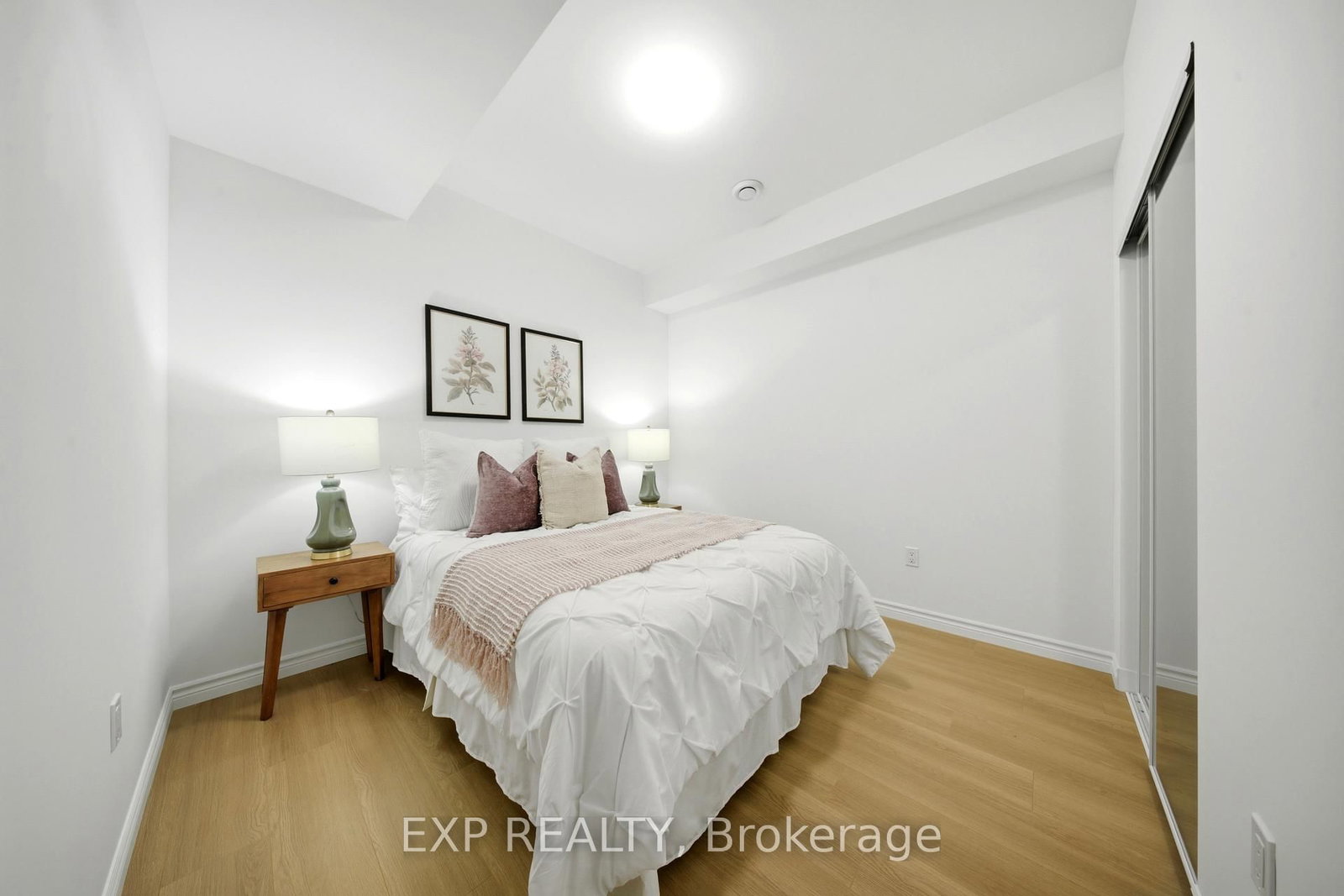 2 Slessor Boulevard • #12 • Grimsby, ON photo 22