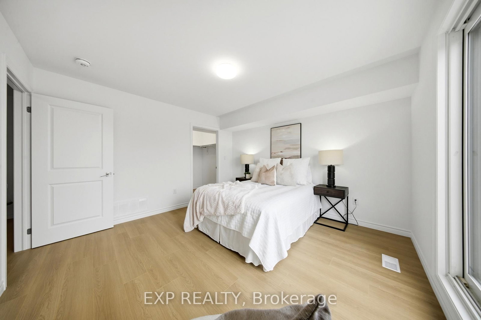2 Slessor Boulevard • #12 • Grimsby, ON photo 32