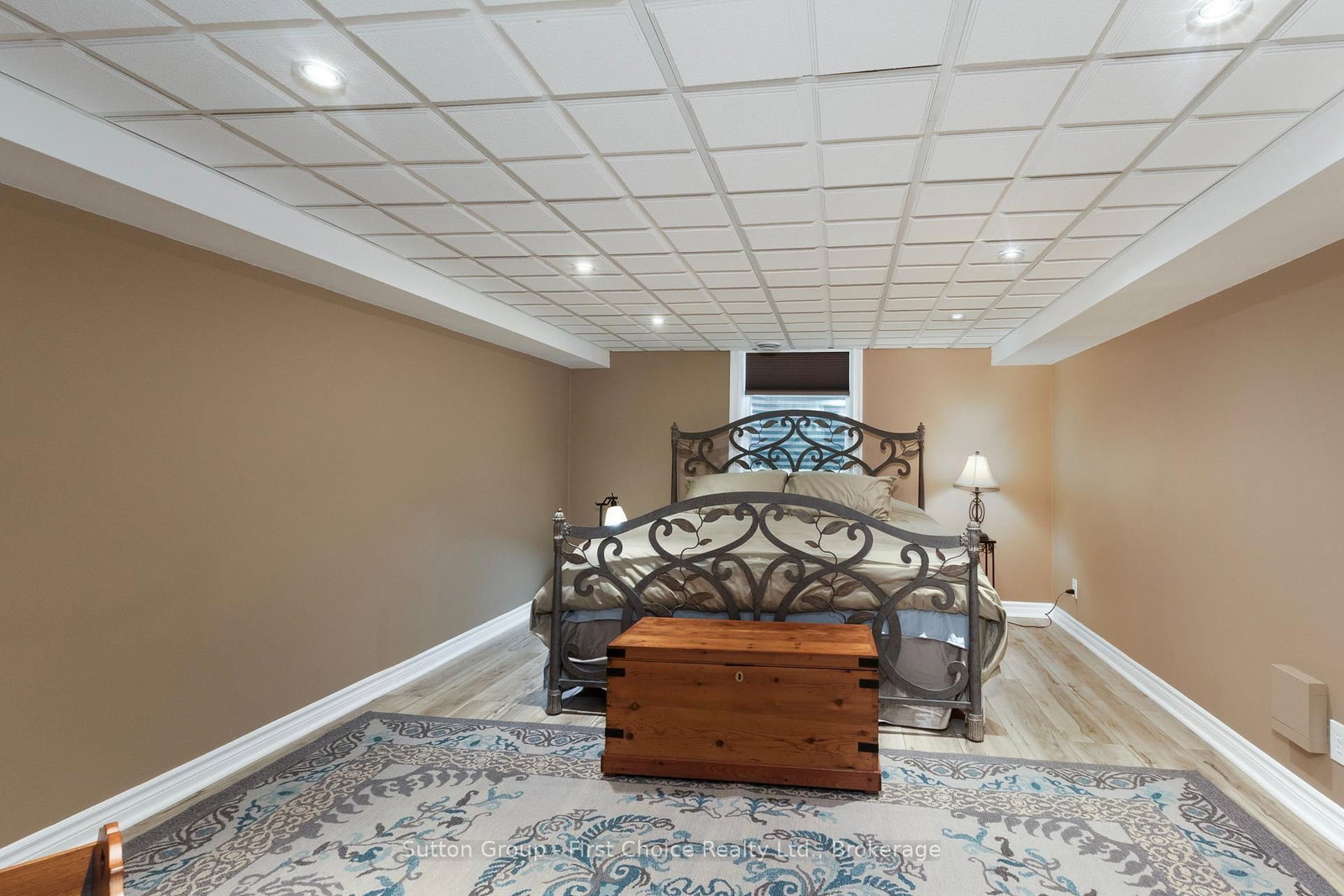 70 Crawford Street • Stratford, ON photo 38