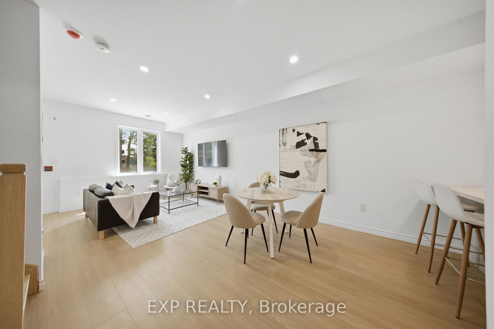 2 Slessor Boulevard • #10 • Grimsby, ON photo 13