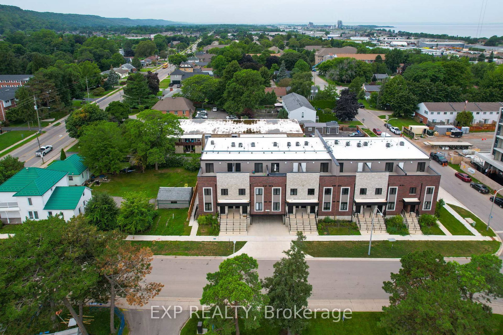 2 Slessor Boulevard • #10 • Grimsby, ON photo 38