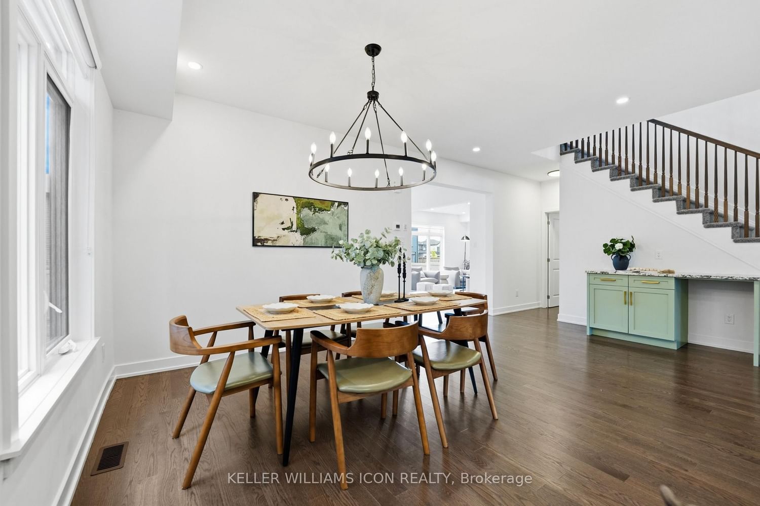 702 ROSALES Ridge • Ottawa, ON photo 14