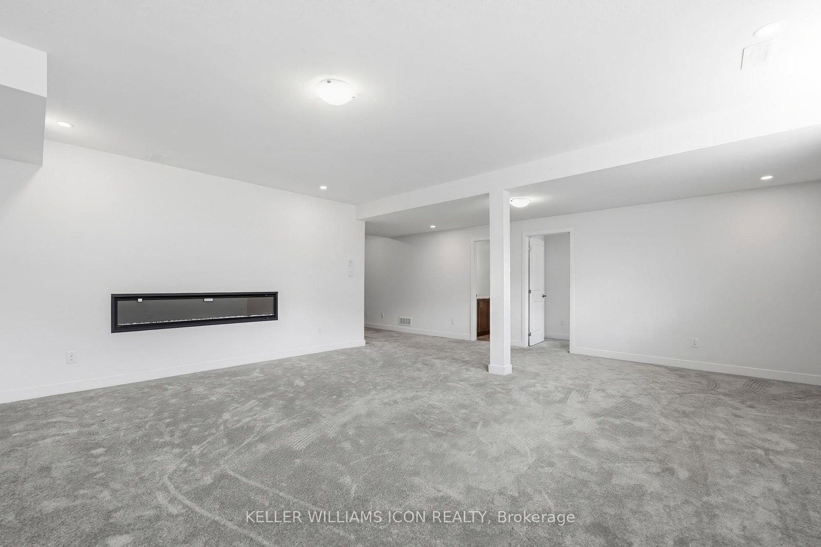 702 ROSALES Ridge • Ottawa, ON photo 43