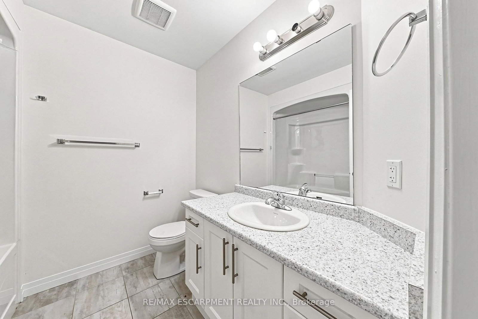 94 Laguna Village Crescent • Hamilton, ON photo 16