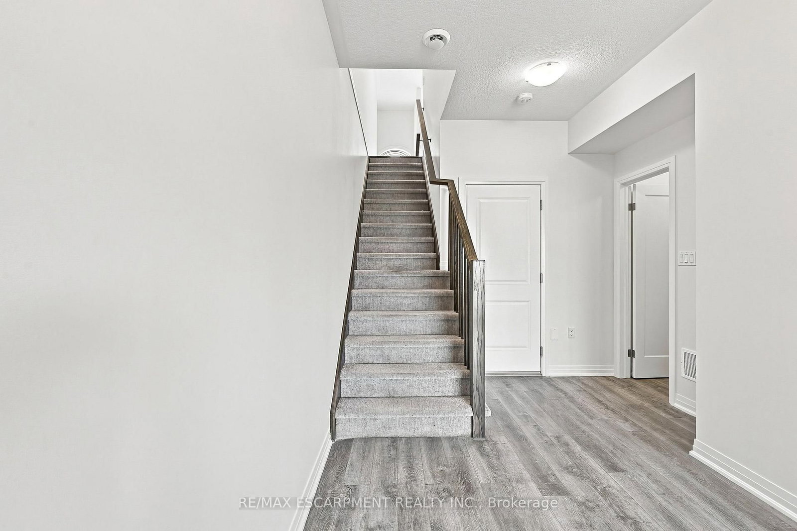 94 Laguna Village Crescent • Hamilton, ON photo 19