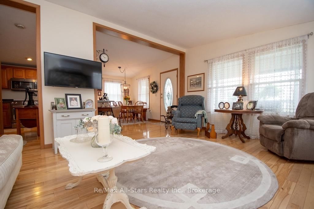 51 Creekside Circle • Kawartha Lakes, ON photo 13