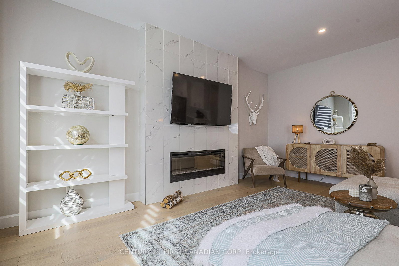 3436 EMILYCARR Lane • London South, ON photo 15