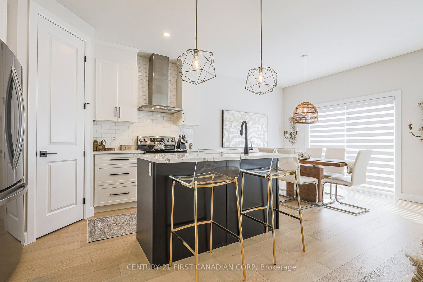 3436 EMILYCARR Lane • London South, ON photo 18