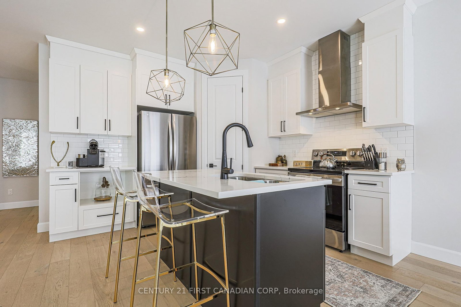 3436 EMILYCARR Lane • London South, ON photo 19