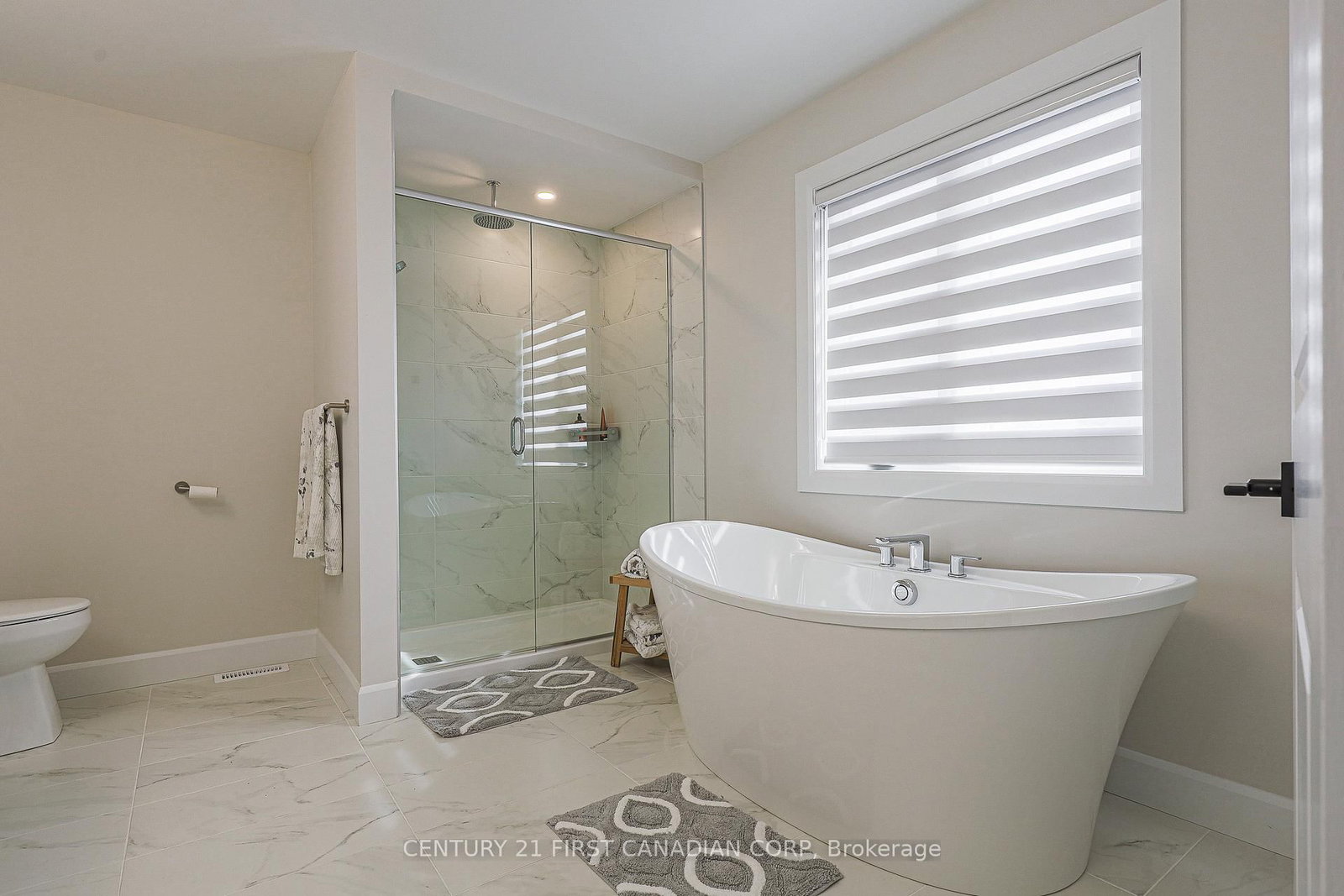 3436 EMILYCARR Lane • London South, ON photo 30