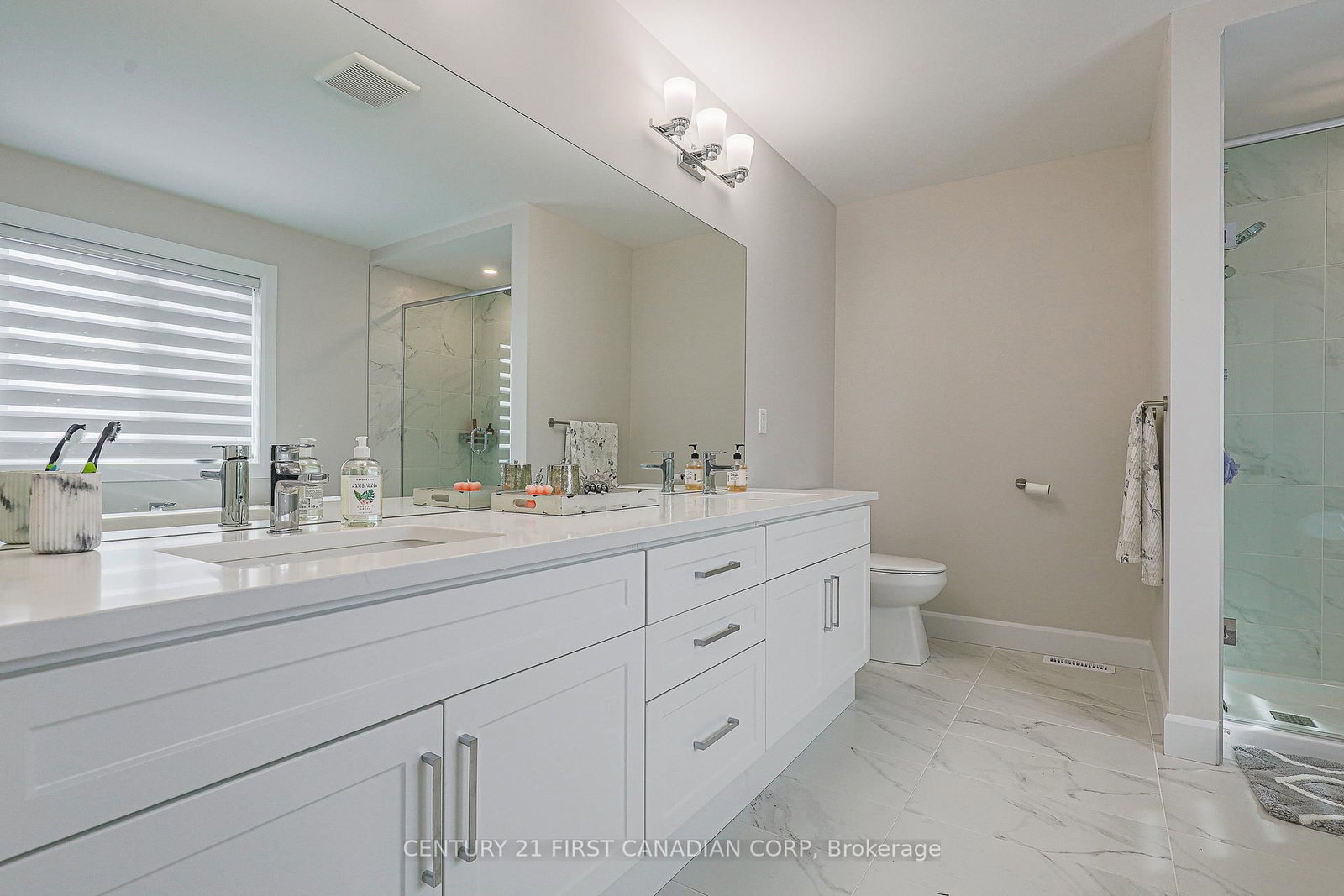 3436 EMILYCARR Lane • London South, ON photo 31