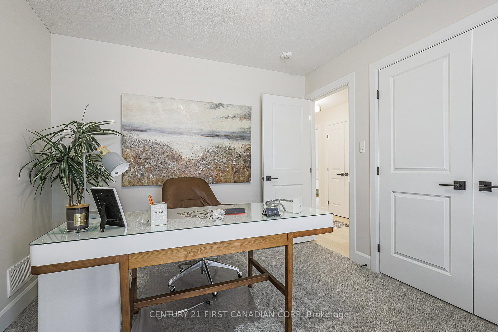 3436 EMILYCARR Lane • London South, ON photo 38