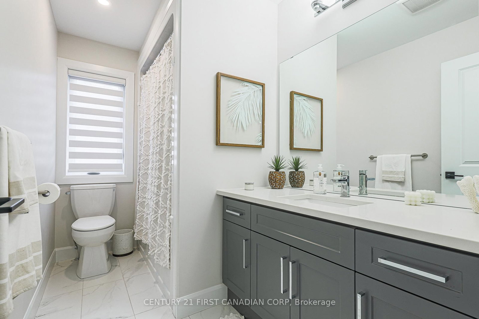 3436 EMILYCARR Lane • London South, ON photo 39