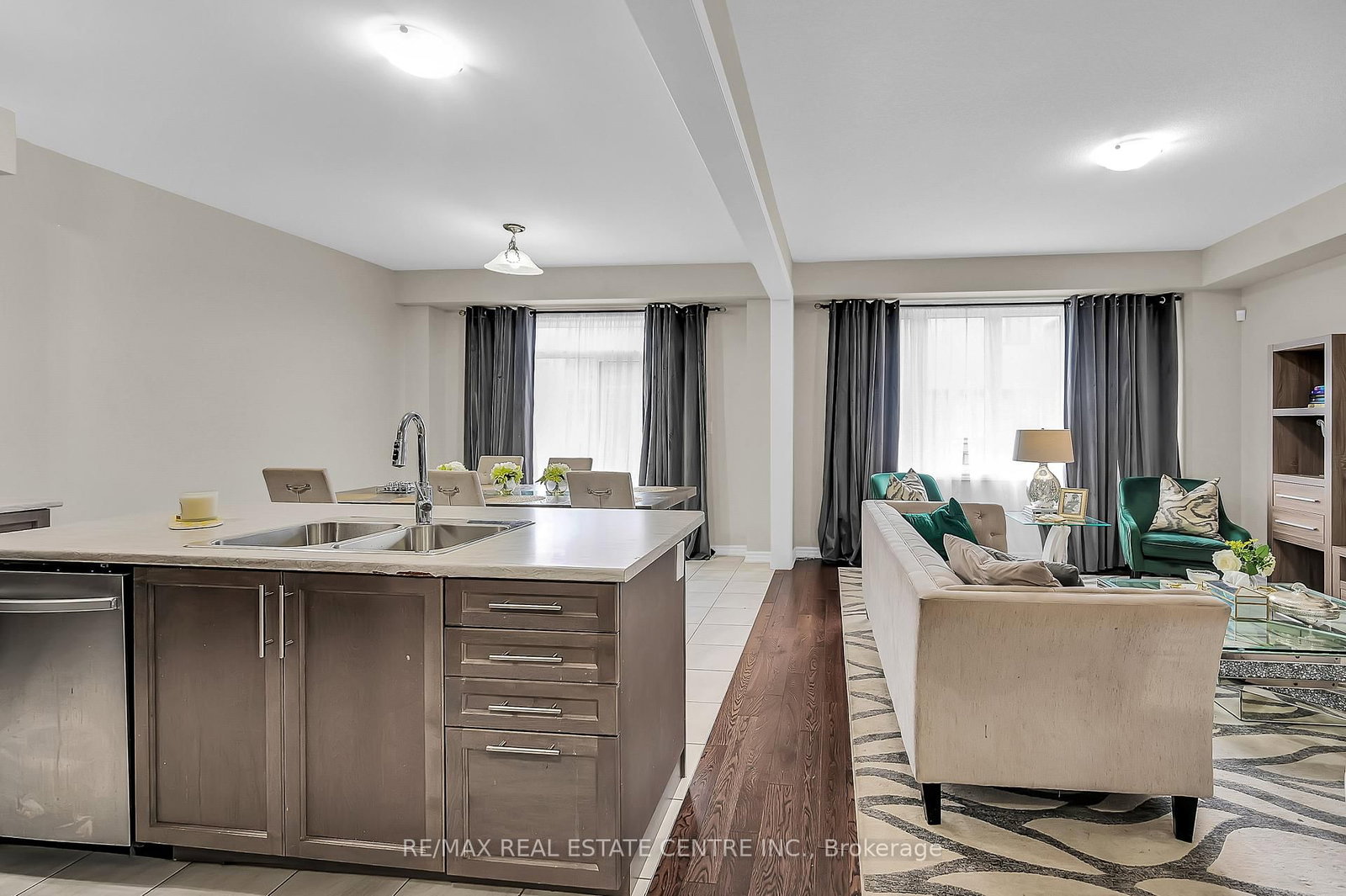 198 Whithorn Crescent • Haldimand, ON photo 12