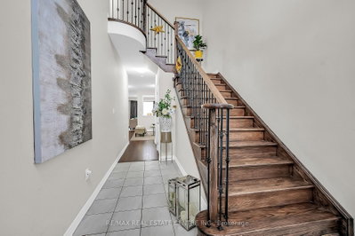 198 Whithorn Crescent • Haldimand, ON photo 6