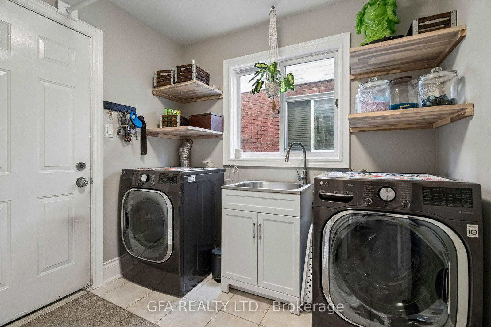 34 Harbottle Court • Hamilton, ON photo 14