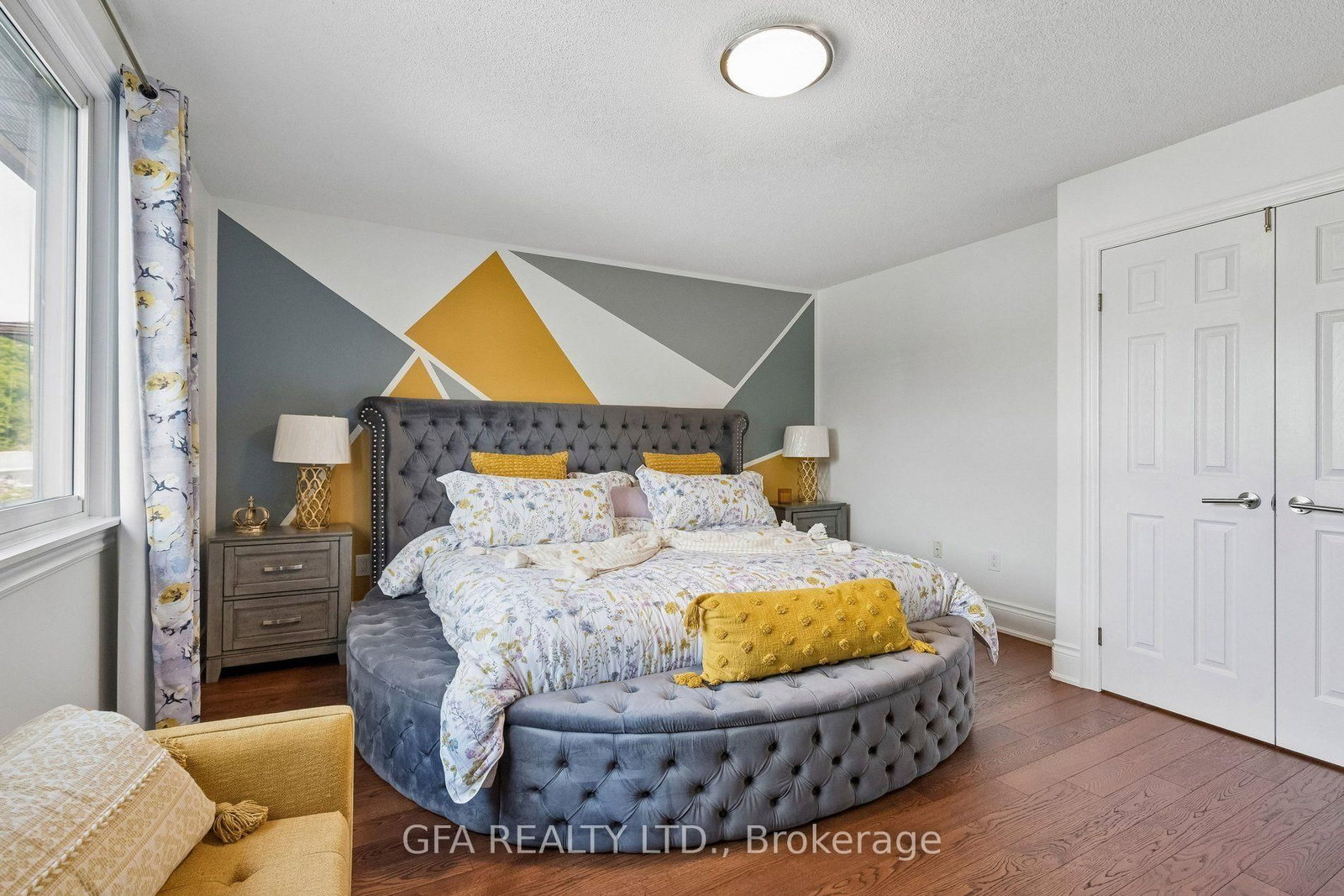 34 Harbottle Court • Hamilton, ON photo 18