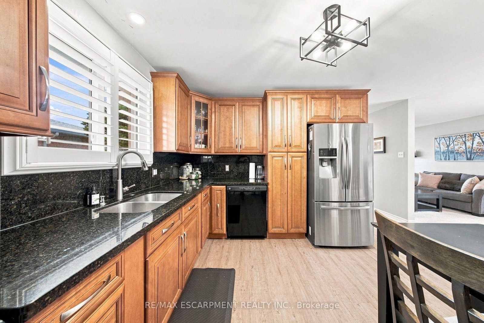 143 Independence Drive • Hamilton, ON photo 18