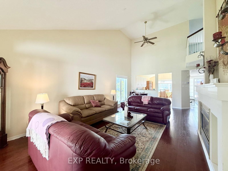 42 Settler's Ridge Way