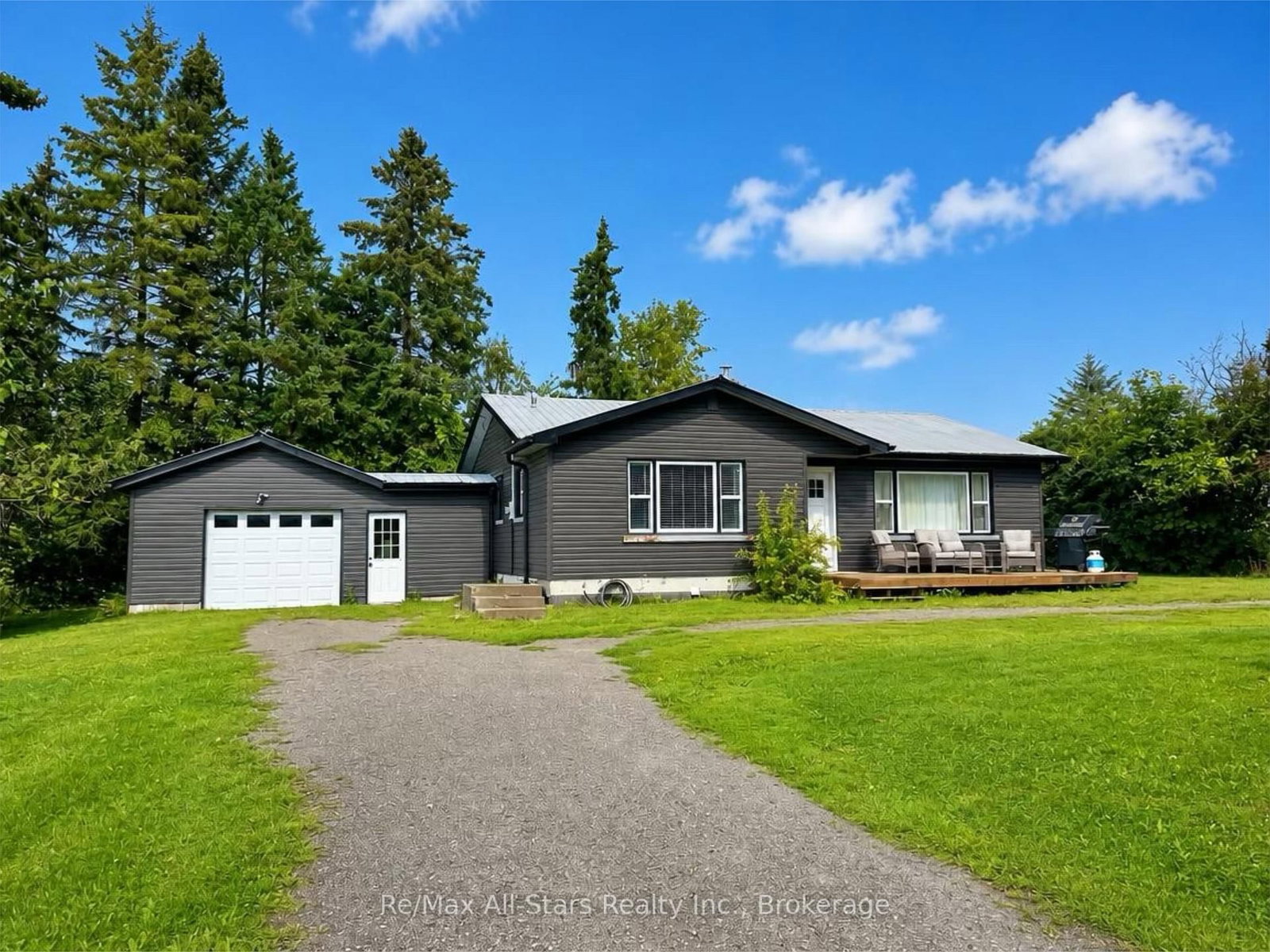 815 County Road 8 Road • Kawartha Lakes, ON photo 1