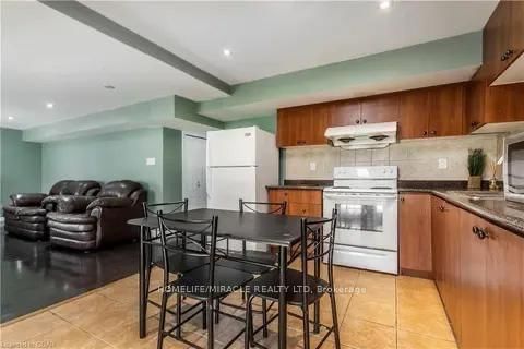 4 Clairfields Drive W • Guelph, ON photo 47