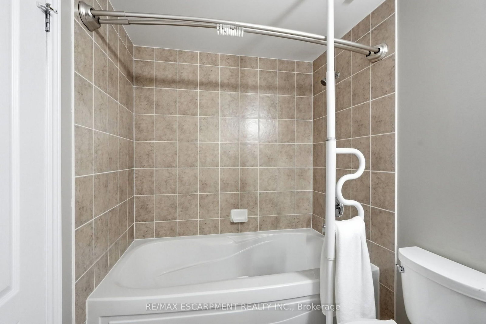 59 CRITZIA Drive • #202 • Hamilton, ON photo 22