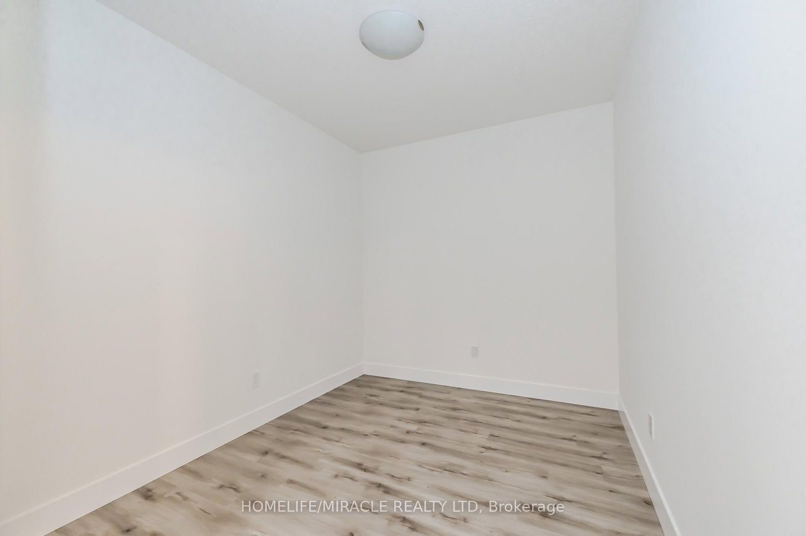 1101 Lackner Place • #T5 • Kitchener, ON photo 27