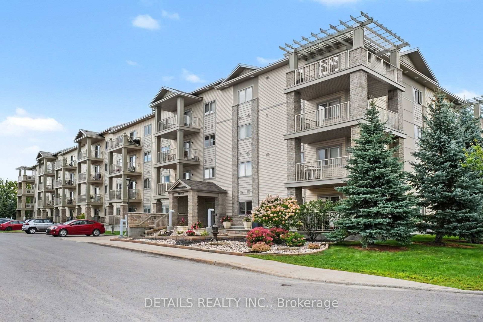 141 Potts Private • #212 • Ottawa, ON photo 1