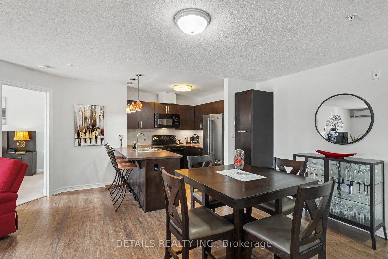 141 Potts Private • #212 • Ottawa, ON photo 3