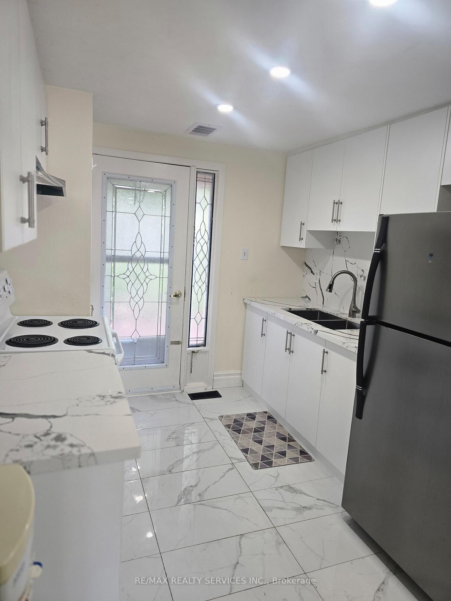 238 Linden Drive • Cambridge, ON photo 11