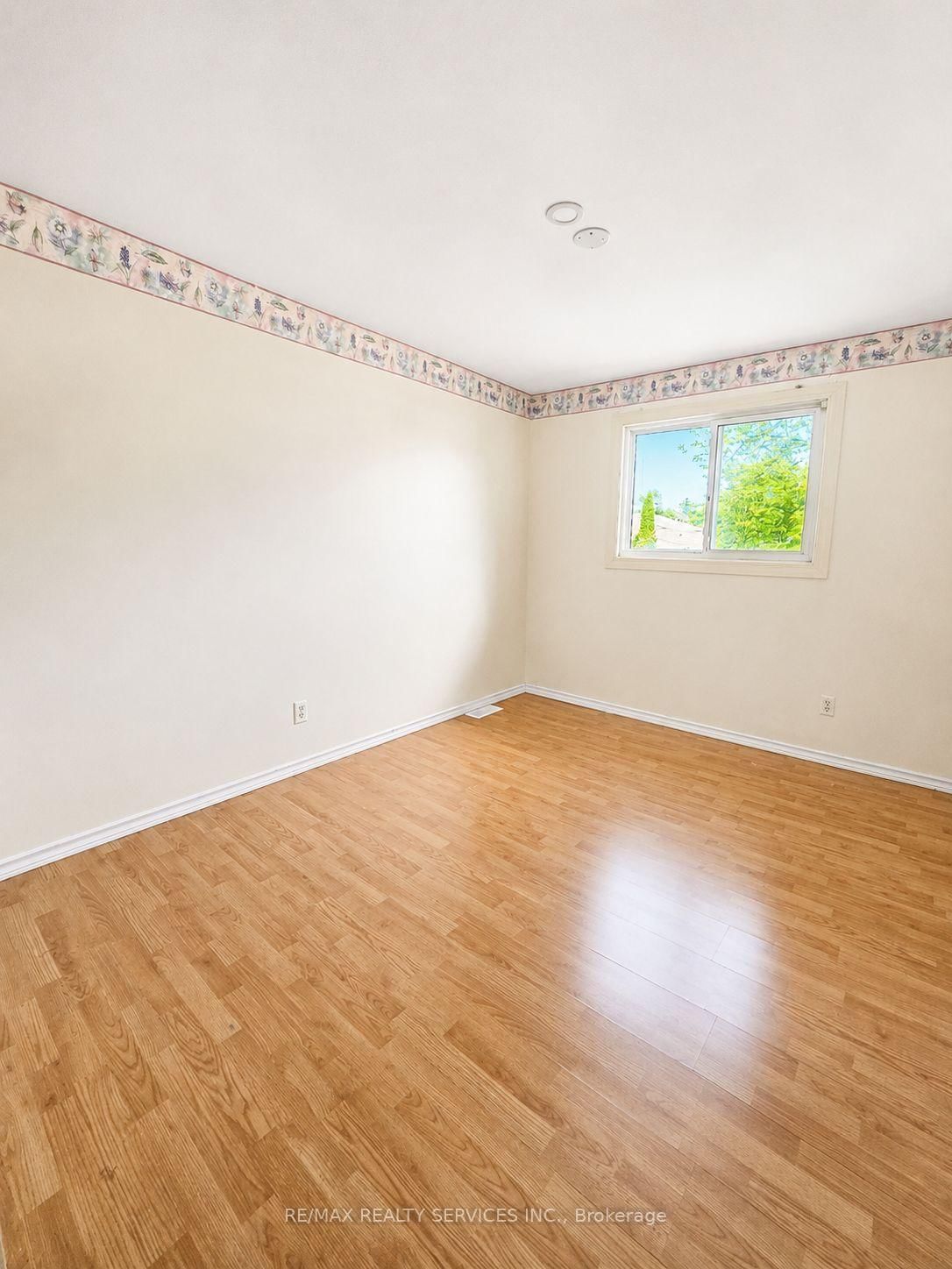 238 Linden Drive • Cambridge, ON photo 13